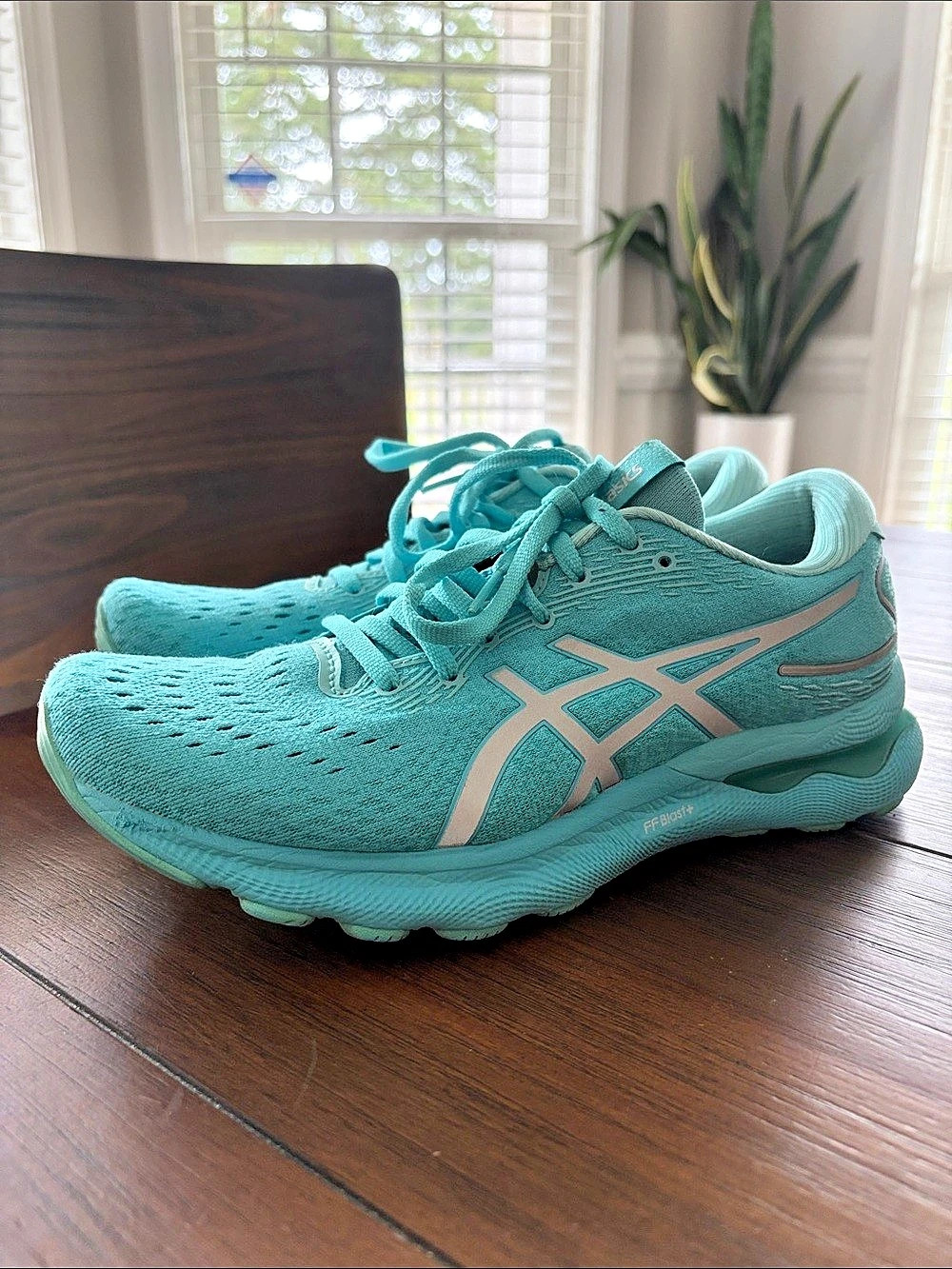 Women’s ASICS GEL-NIMBUS 24 Athletic Running Shoes Blue US 9